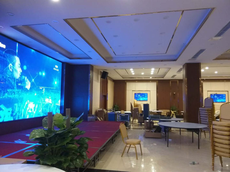 西部物流園七騰軟件室內(nèi)P3LED全彩顯示屏